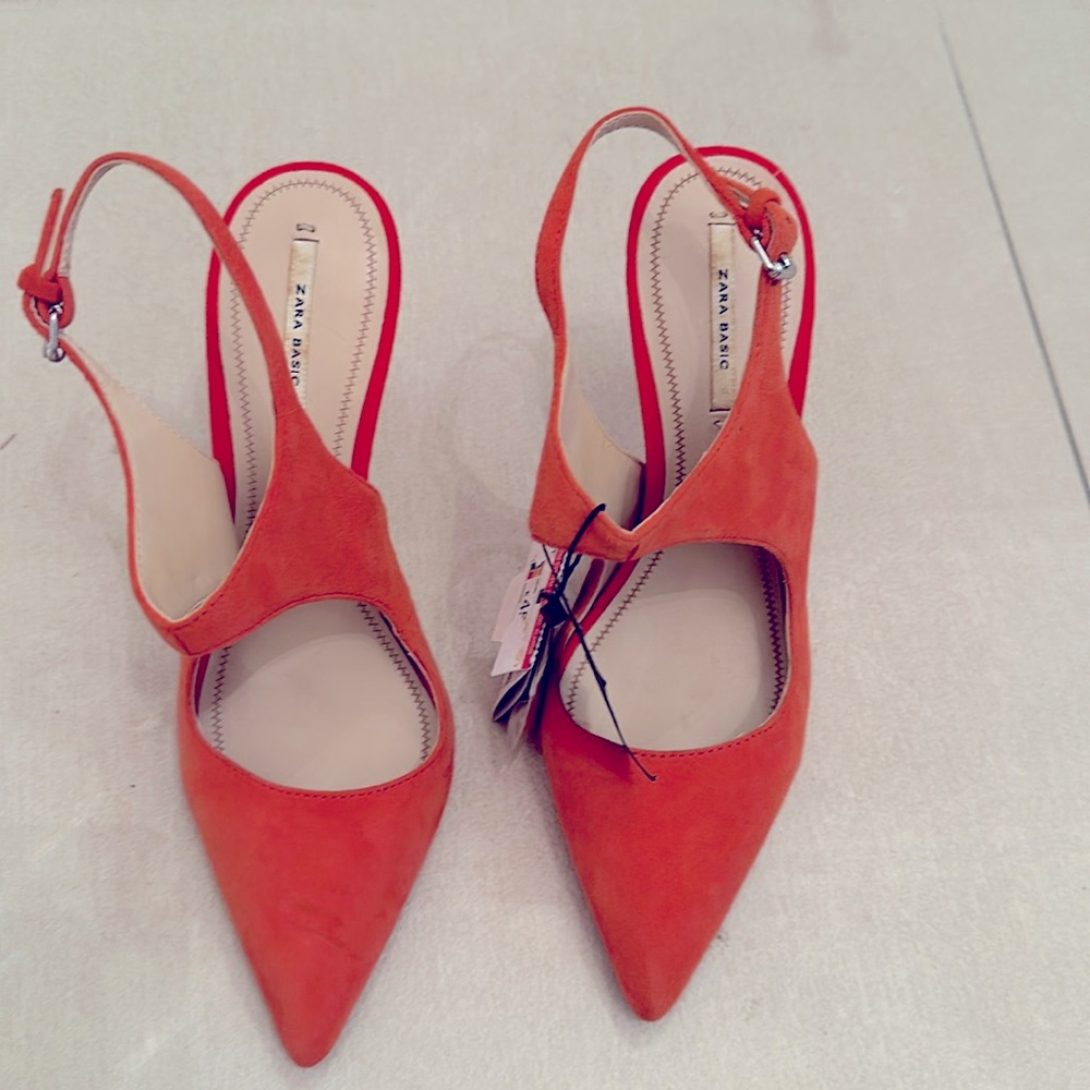 Brand, new genuine, leather Zara mules Size 6.